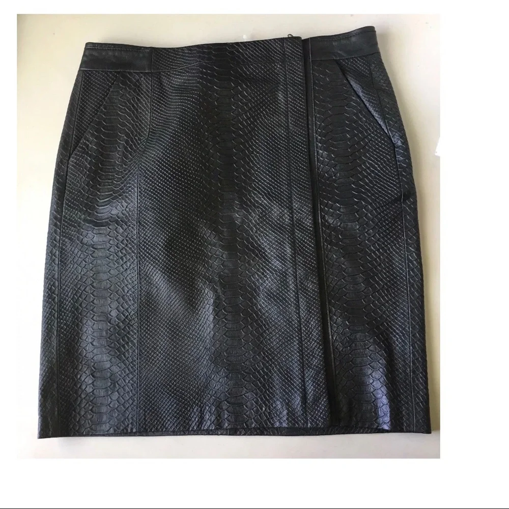 🆕Vince‎ Snake Embossed Leather Pencil Skirt SZ 10